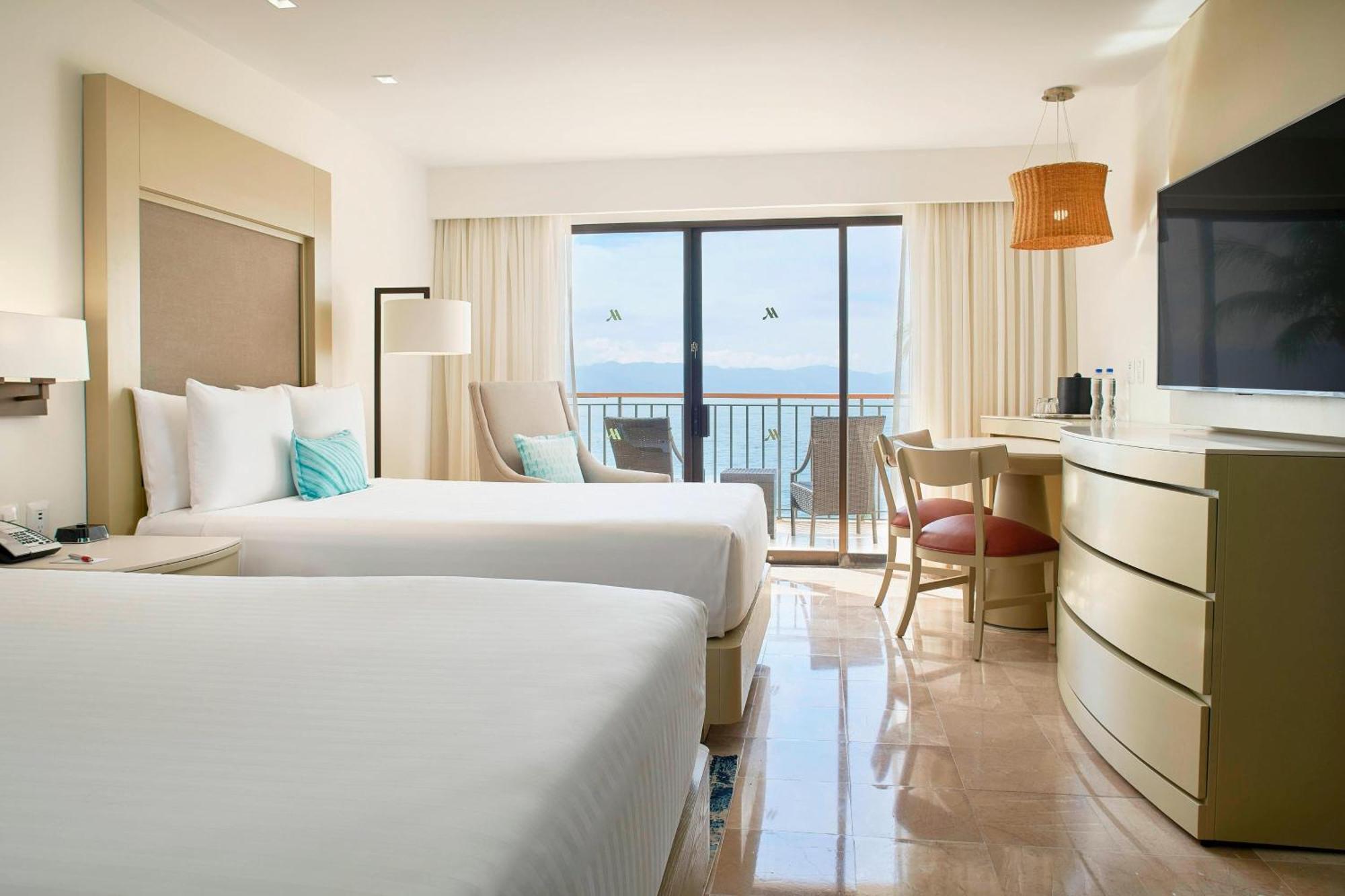 Habitación con 2 camas dobles - Frente al mar